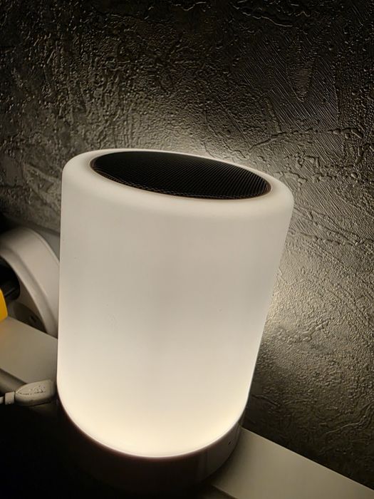 Колонка Neo с подсветкой