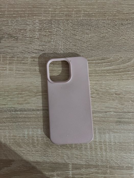 Калъфи за iphone 13 pro- втора употреба