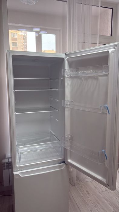 Холодильник продам