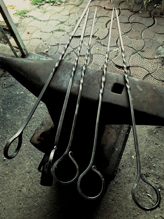 Set 2 frigarui lucrate manual la forja