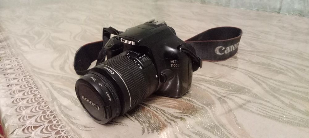 Canon 1100D xolati yaxshi