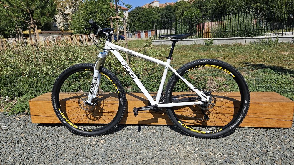 Bicicleta Profesionala Montain Bike 29 Radon ZR RACE