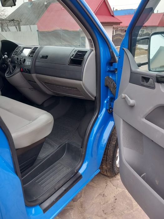 De vanzare VW T5 Doka 2009 2.5TDI Euro 4 Aer conditionat Recent adus