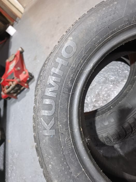 215 60 16 iarna kumho