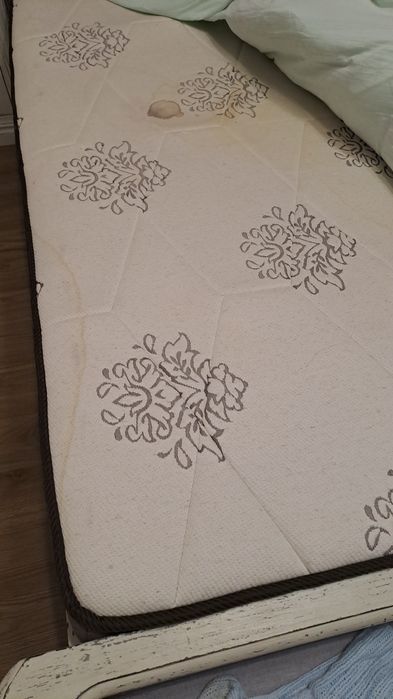 Двулицев матрак 160/200 + подарък