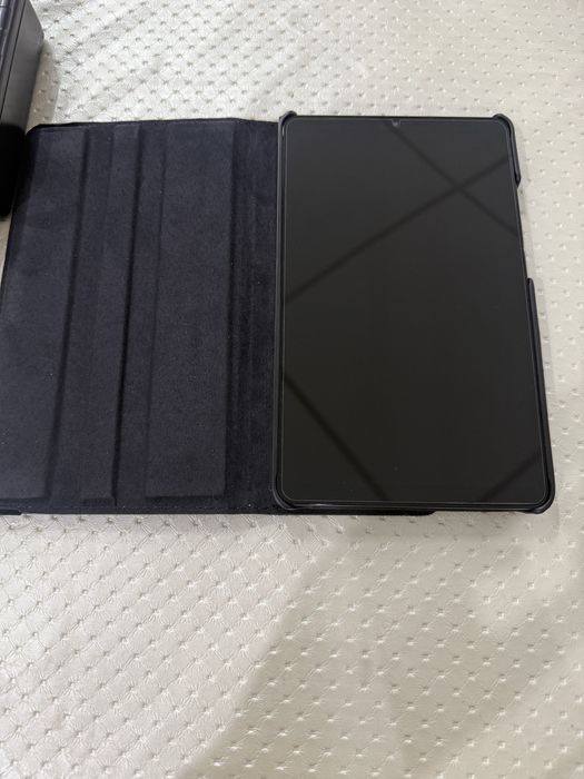 Samsung Tab A9 планшет