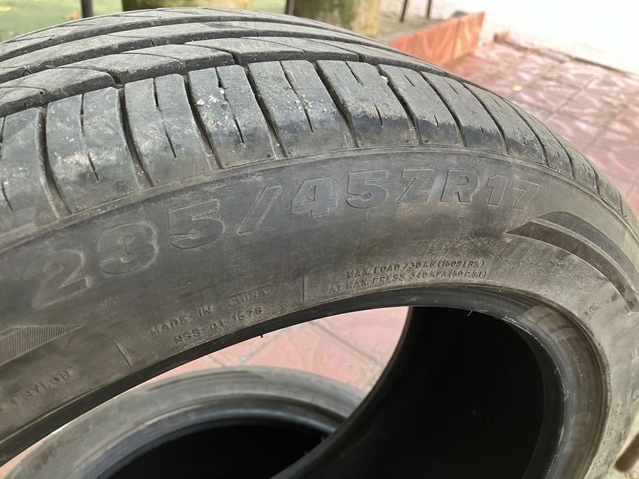 Летни гуми 235/45/17