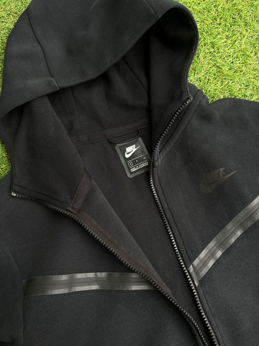 Мъжко горнище : Nike Tech Fleece Full Zip Windrunner Hoodie Black S