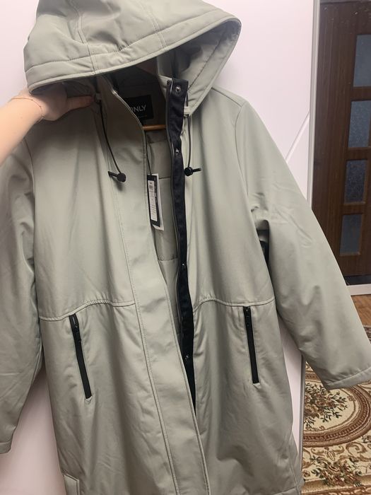 geaca noua cu eticheta ONLY