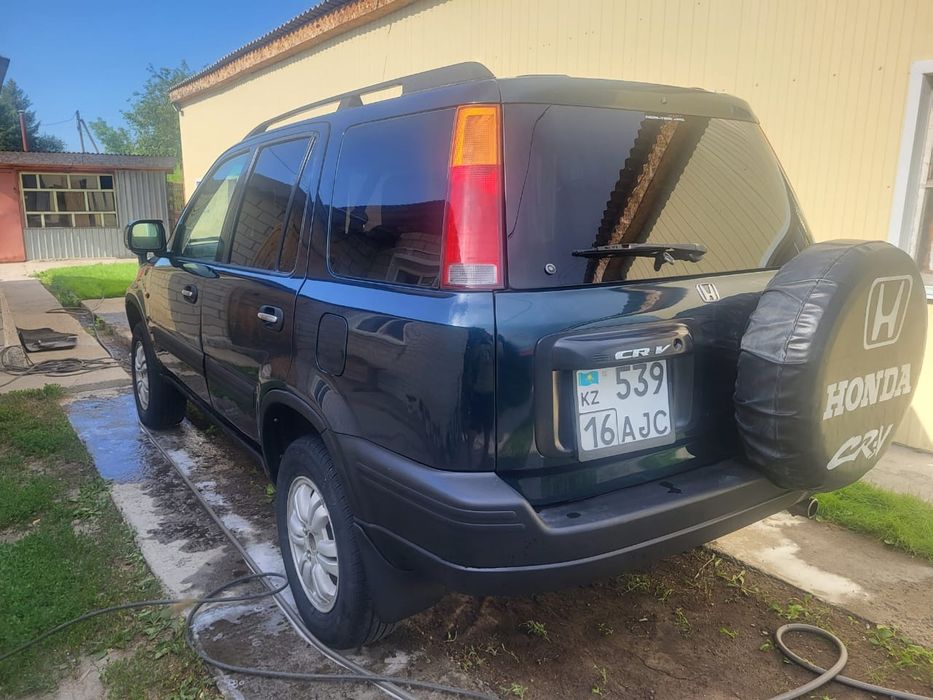 Автомобиль Хонда ЦРВ