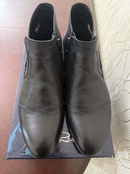 Мужские ботинки