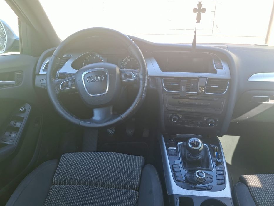AUDI A4 2009 — imagine 4