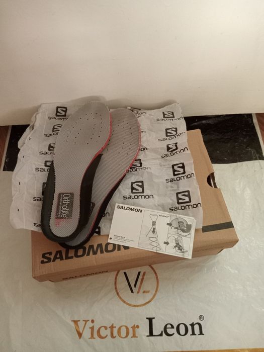 Продам.Кроссовки.