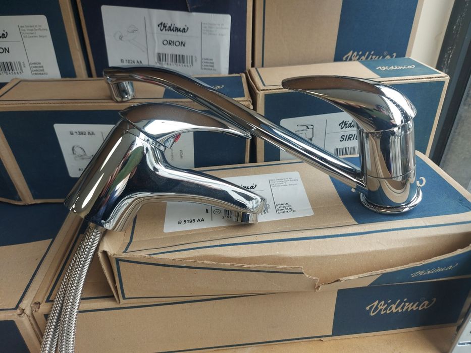 Стоящ смесител за мивка Видима Орион, дълъг..