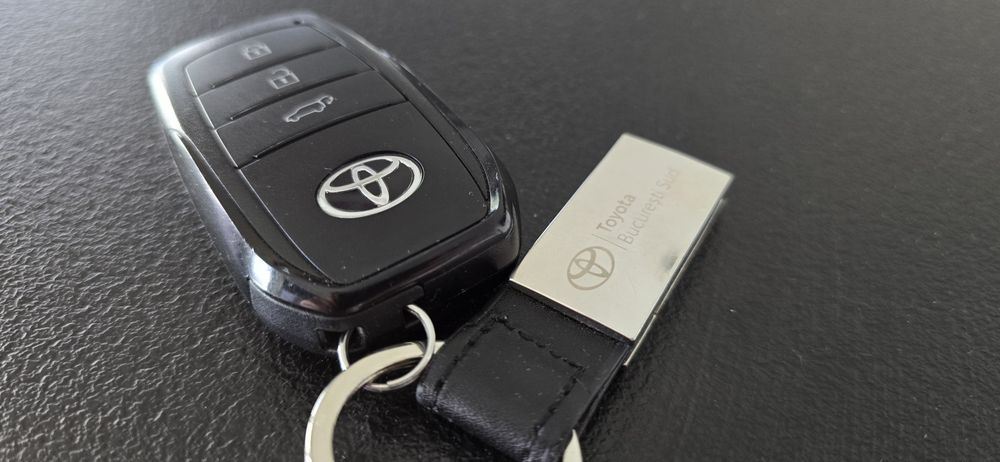 Toyota Highlander Luxury All Black