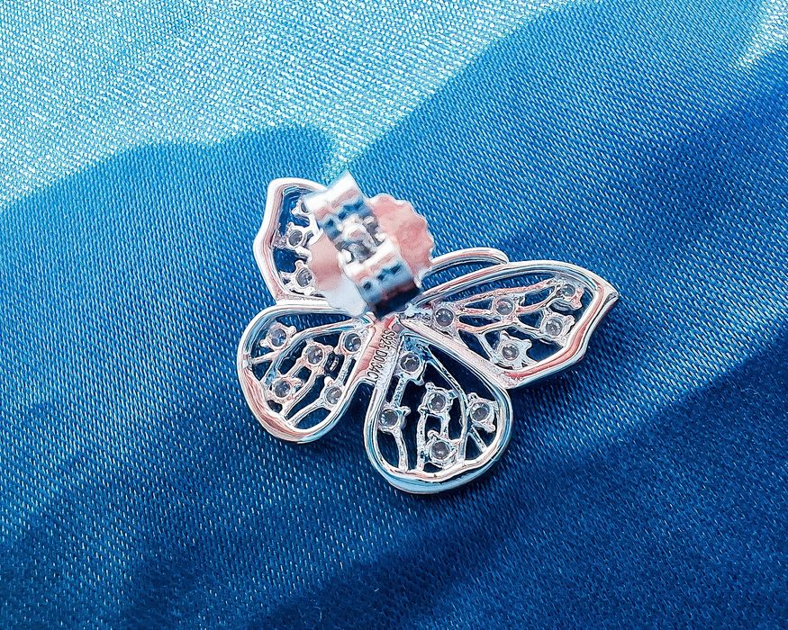 Cercei cu moissanite