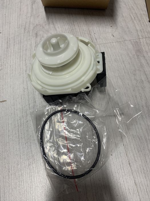 Pompa recirculare masina vase whirlpool indesit hotpoint ariston