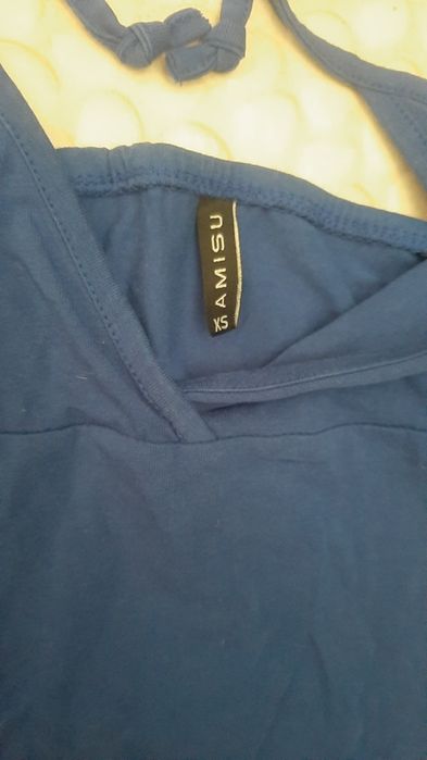 Продам кофточки футболочки