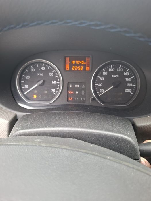 Vând Dacia Logan 1,4 mpi