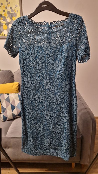 Елегантна официална дантелена рокля Daphne M