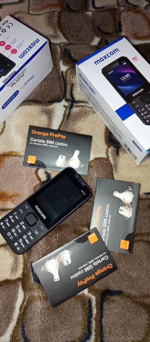 Telefon mobil cu taste