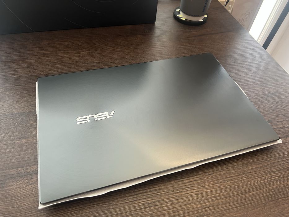 Ноутбук Asus Zenbook