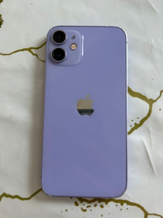 Iphone 12 mini. .