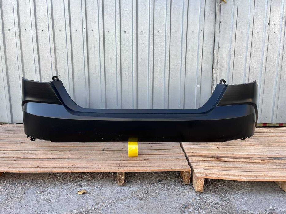 Бампер задний камри 80 оригинал