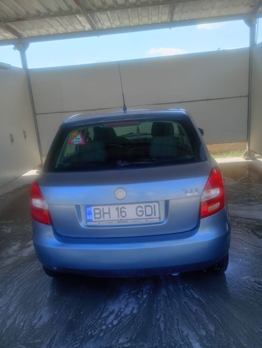 Vând Skoda Fabia 2