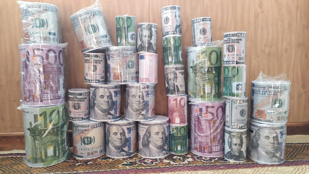 Копилки многоразовые,жестяные для монет размеры разные