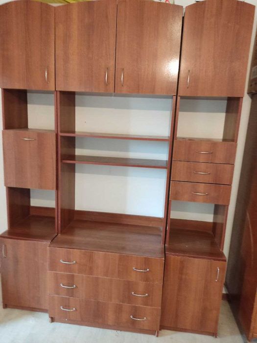 детский двухъярусный кровать с отдельным шкафом