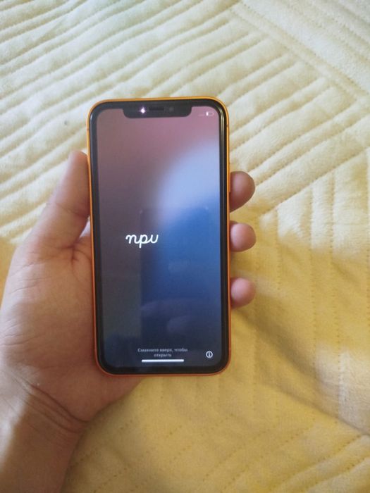 Продам  iphone XR в корпусе 17 pro