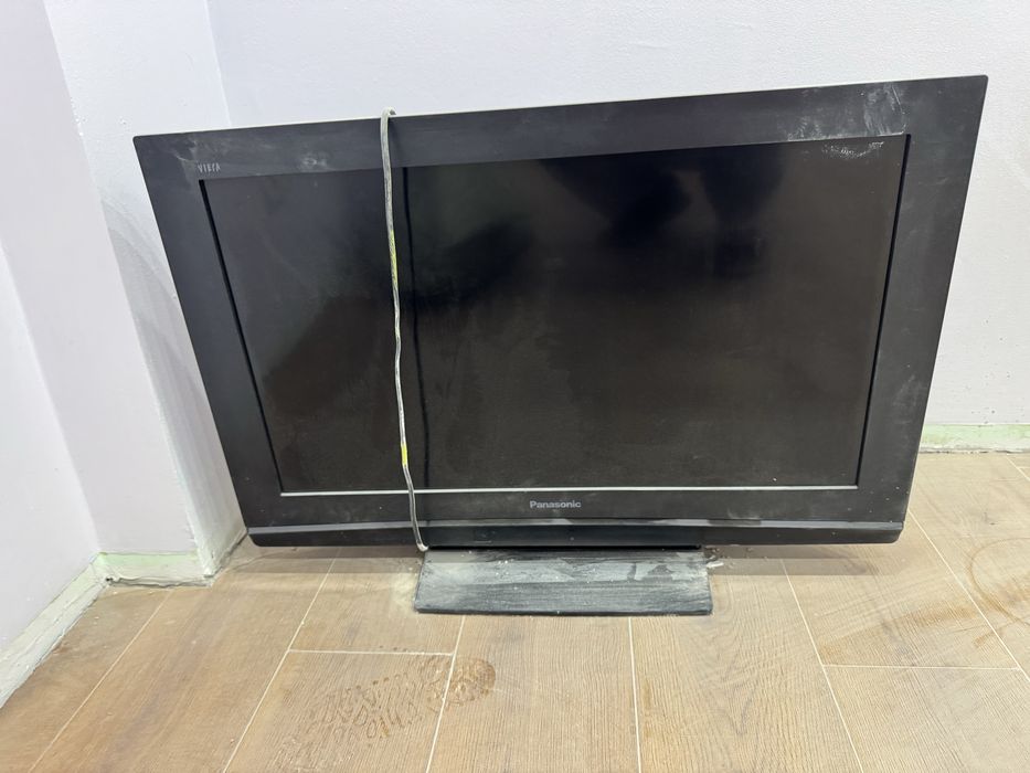 Продам телевизор панасоник звоните договоримся