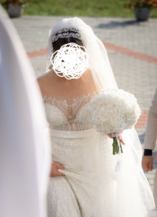 Rochie de mireasa cu trena detasabila!