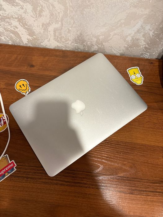 Macbook 2017 (i5+8 оп)
