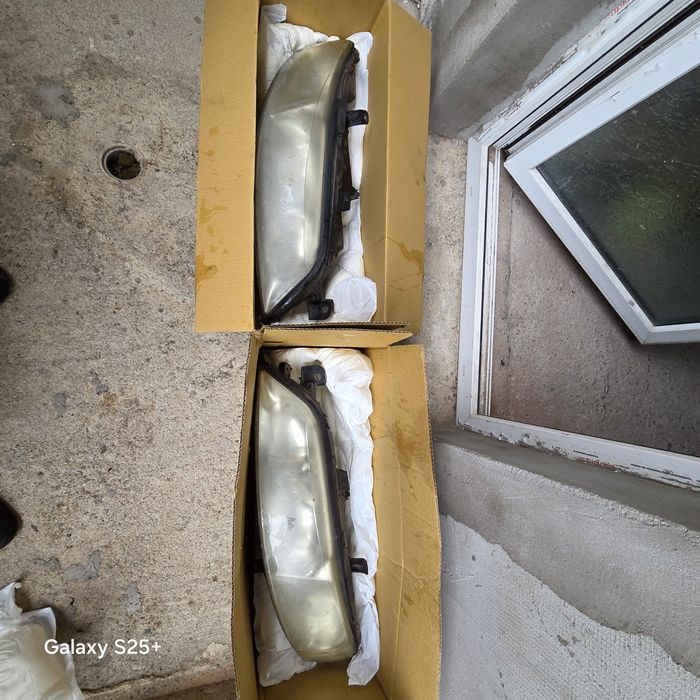 Фарове Вектра Б 2002