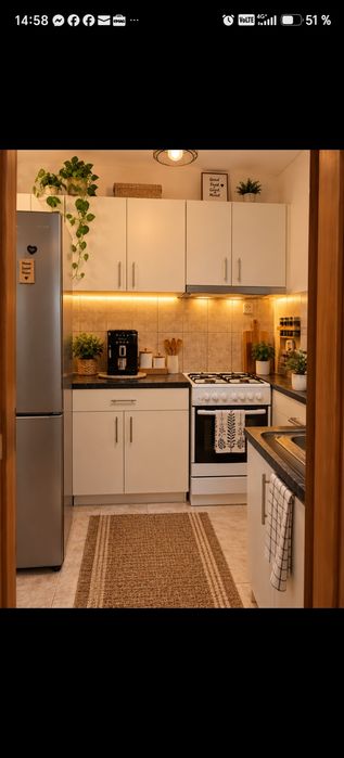 Persoană fizică vând garsoniera sau schimb cu apartament cu 2 camere