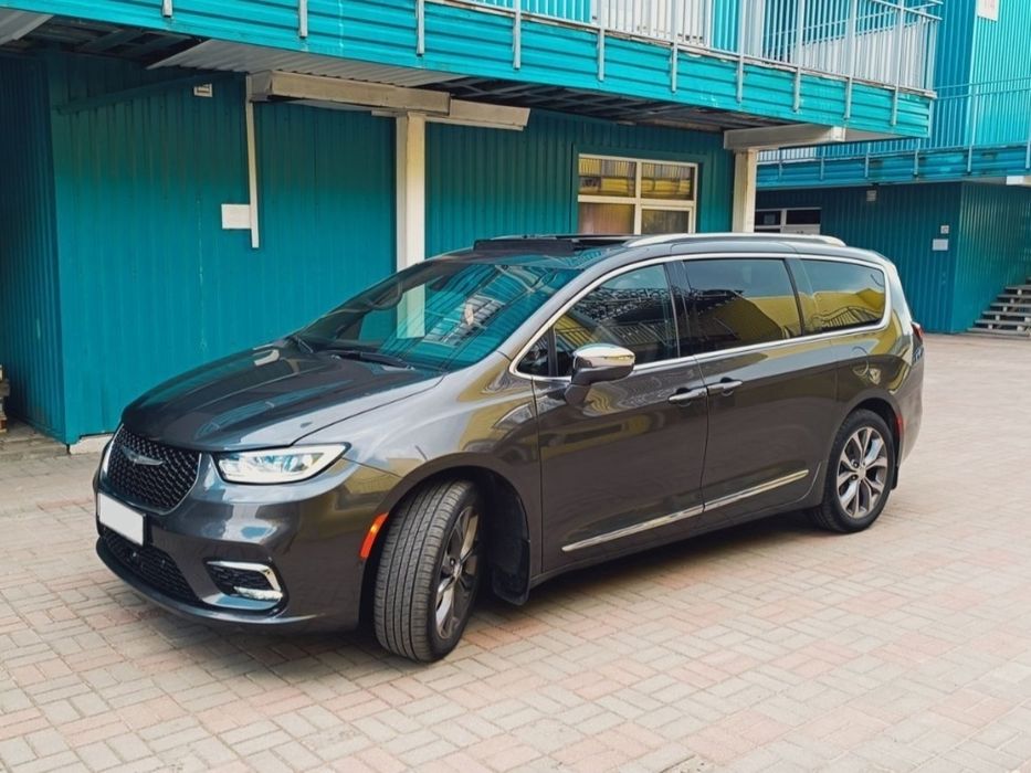 Услуги микроавтобуса 7 мест Премиум-класс. Массаж и регулировка кресел