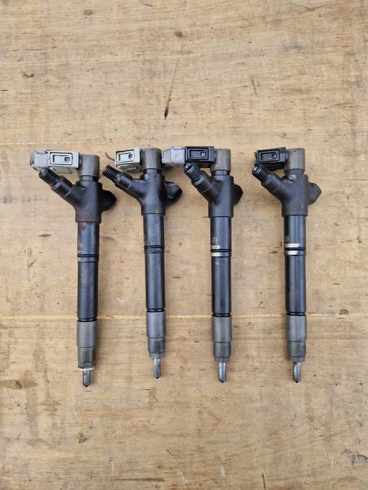 Injectoare Toyota Rav 4 2.2 2012 Cod 2367026061