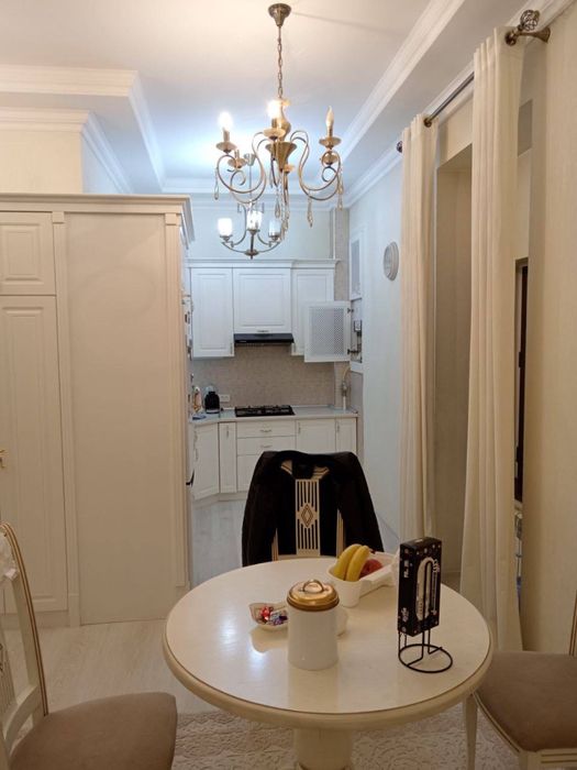 51 м². Продаётся 2-комнатная квартира в новостройке на Нукусской.