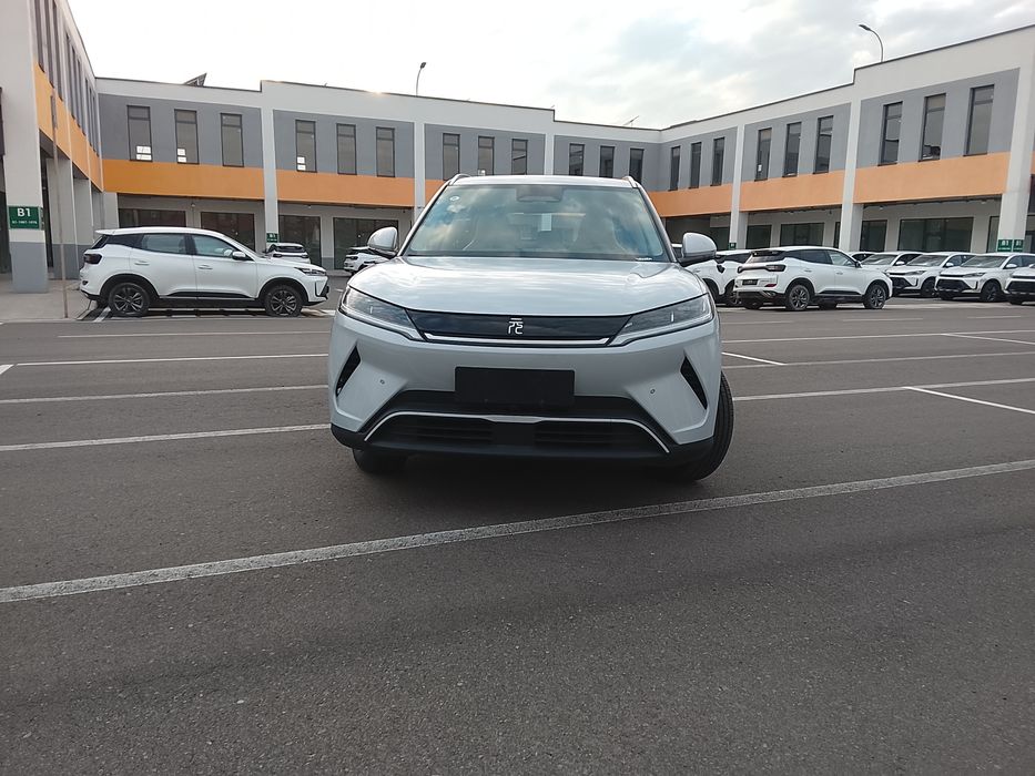 BYD YUAN UP   yili 2025 ful pazitsiyasi