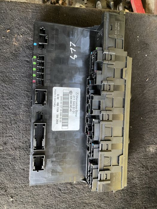 Sam Spate Mercedes CLS W219 E W211 Pret 500 lei