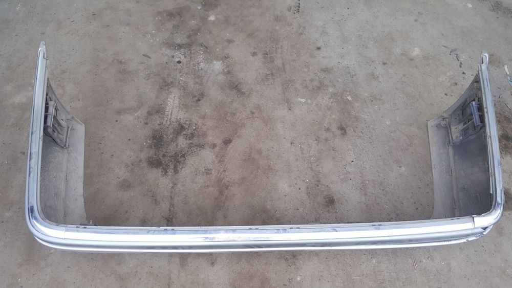 Продается бампер задний на Мерседес w202 c180 elegans