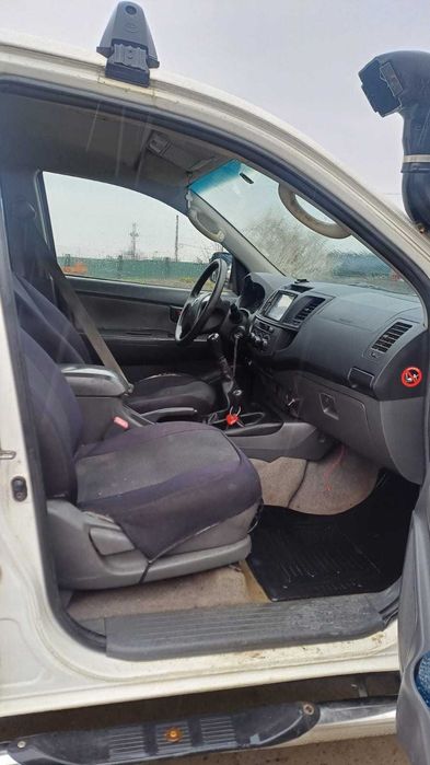 Vand Toyota Hilux