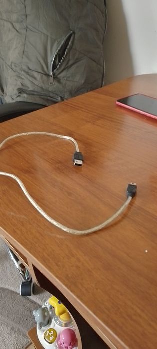 Продавам мини от vga hdmı adapter