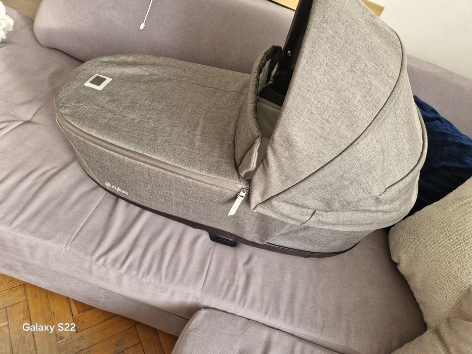Кош за новородено Cybex Priam 4 /e-PRIAM Lux Eco Manhattan Grey
