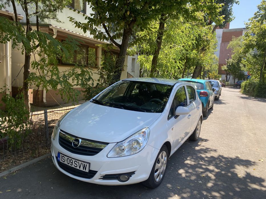 Opel Corsa D 1,2 benzina  2009