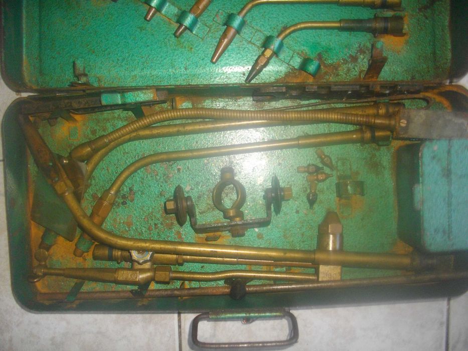 Комплект Резак Газопламъчно Рязане Заваряне Оксижен Кислород Ацетилен