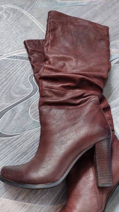 Продам зимние сапоги