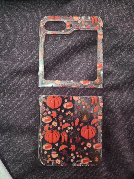 Продаётся чехол на Samsung Galaxy Z Flip 6